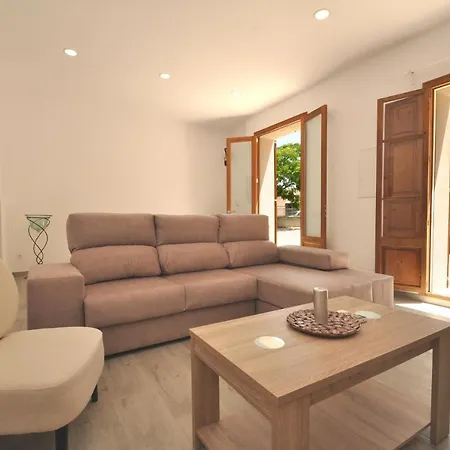 Can Caragol Tatil Evi *
