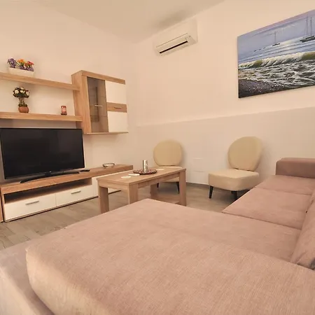 Can Caragol Tatil Evi *